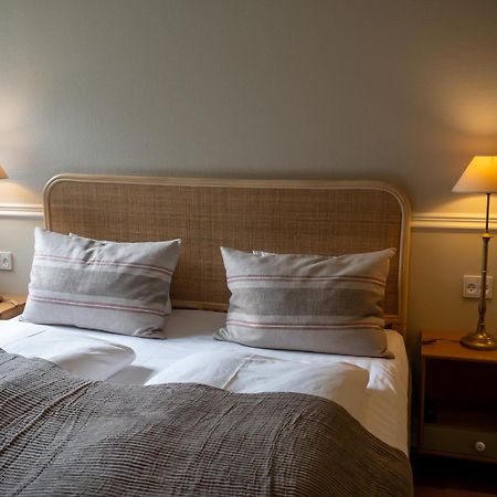 Hotel Knudsens Gaard Оденсе Экстерьер фото