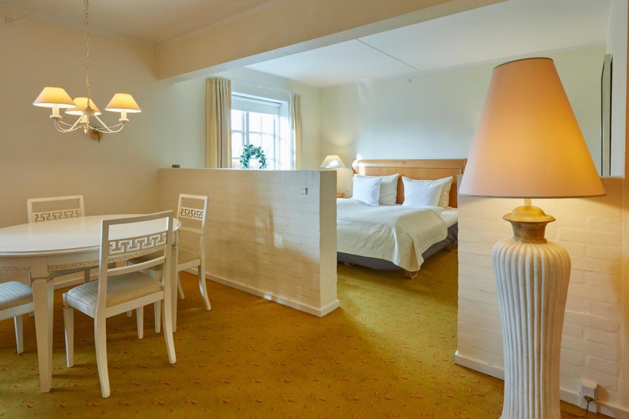 Hotel Knudsens Gaard Оденсе Экстерьер фото