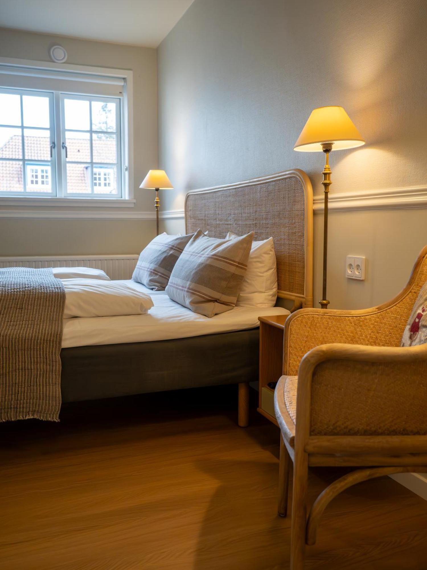 Hotel Knudsens Gaard Оденсе Экстерьер фото