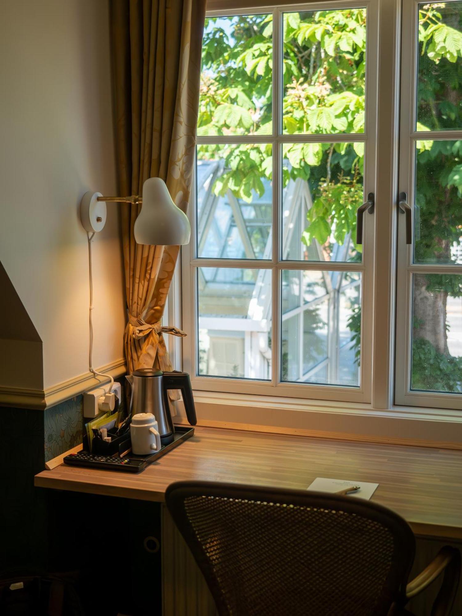 Hotel Knudsens Gaard Оденсе Экстерьер фото